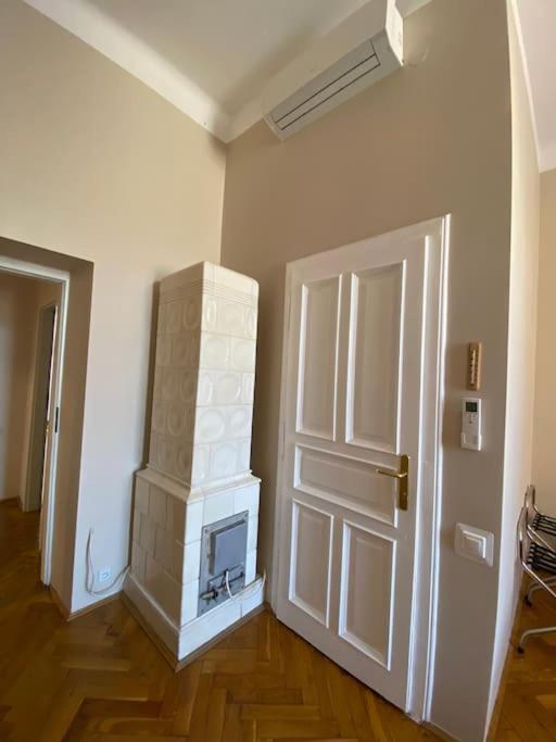 Maria Aparthotel 2*